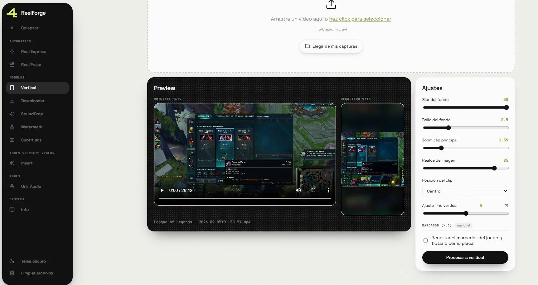 El módulo Vertical: fondo desenfocado, zoom del clip y marcador flotante.